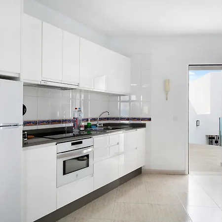 Callao 8 Apartament *